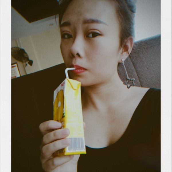 昏睡洛尘的照片