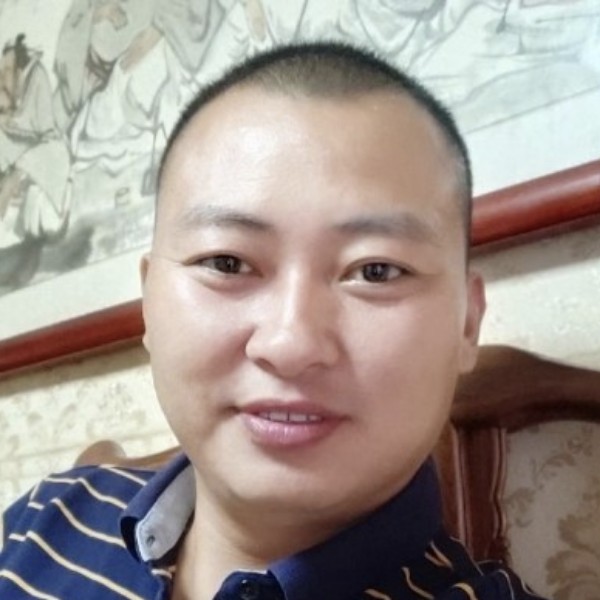 阳光邂逅枫叶的照片