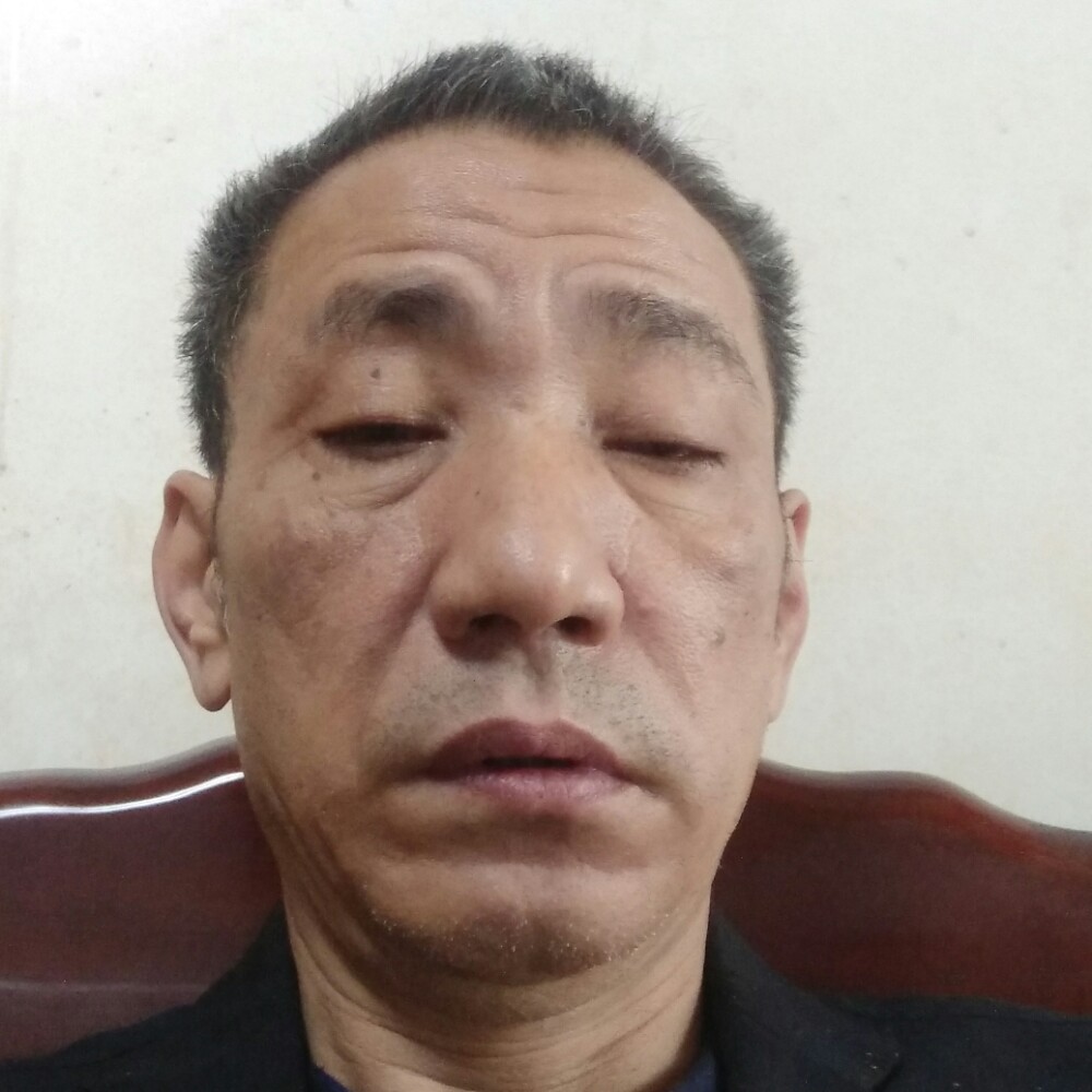 导师苦恋忧心的照片