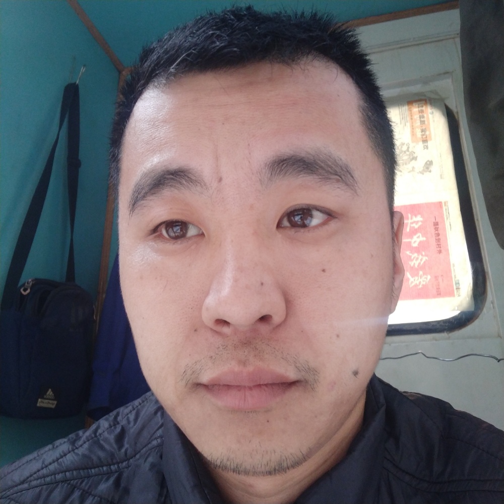 携手奋斗的照片