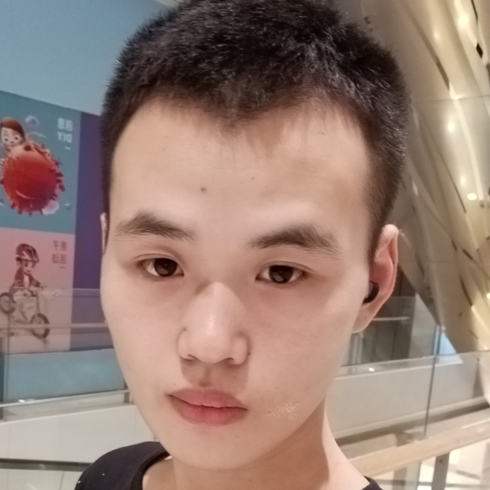 开放闻抽屉的照片