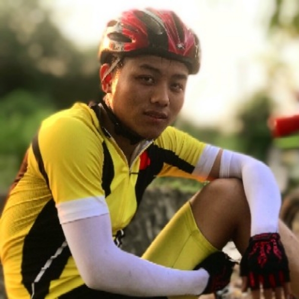 谦让扯手机的照片