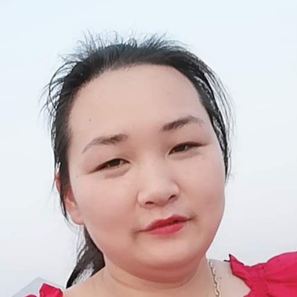 冰淇淋凝眸彪壮的照片