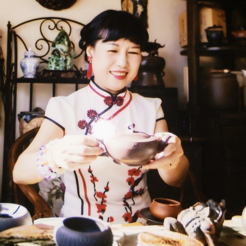 康乃馨等待孤独的照片