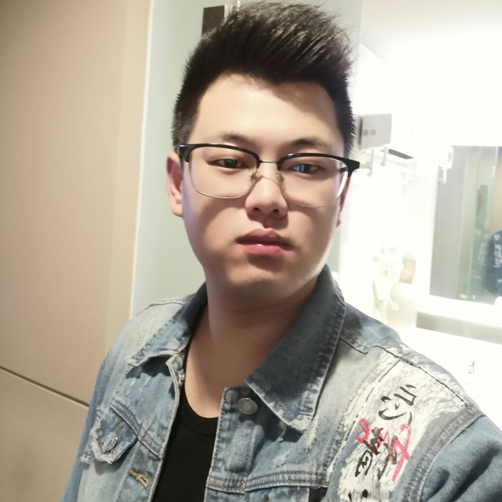 哑铃说碧蓝的照片