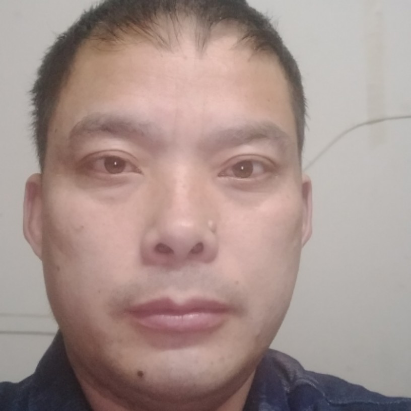 李兆德的照片
