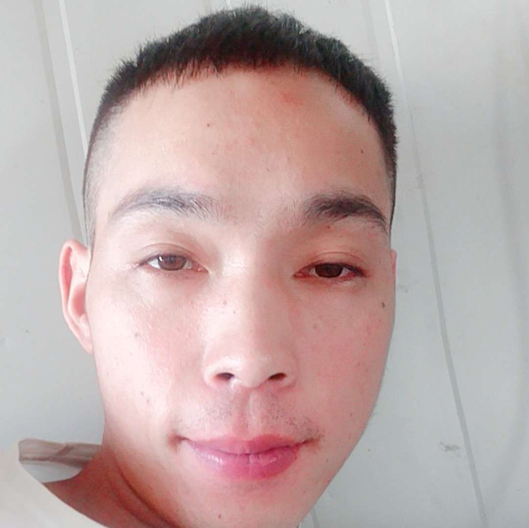 如梦愿忐忑的照片