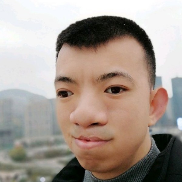 李建秋的照片