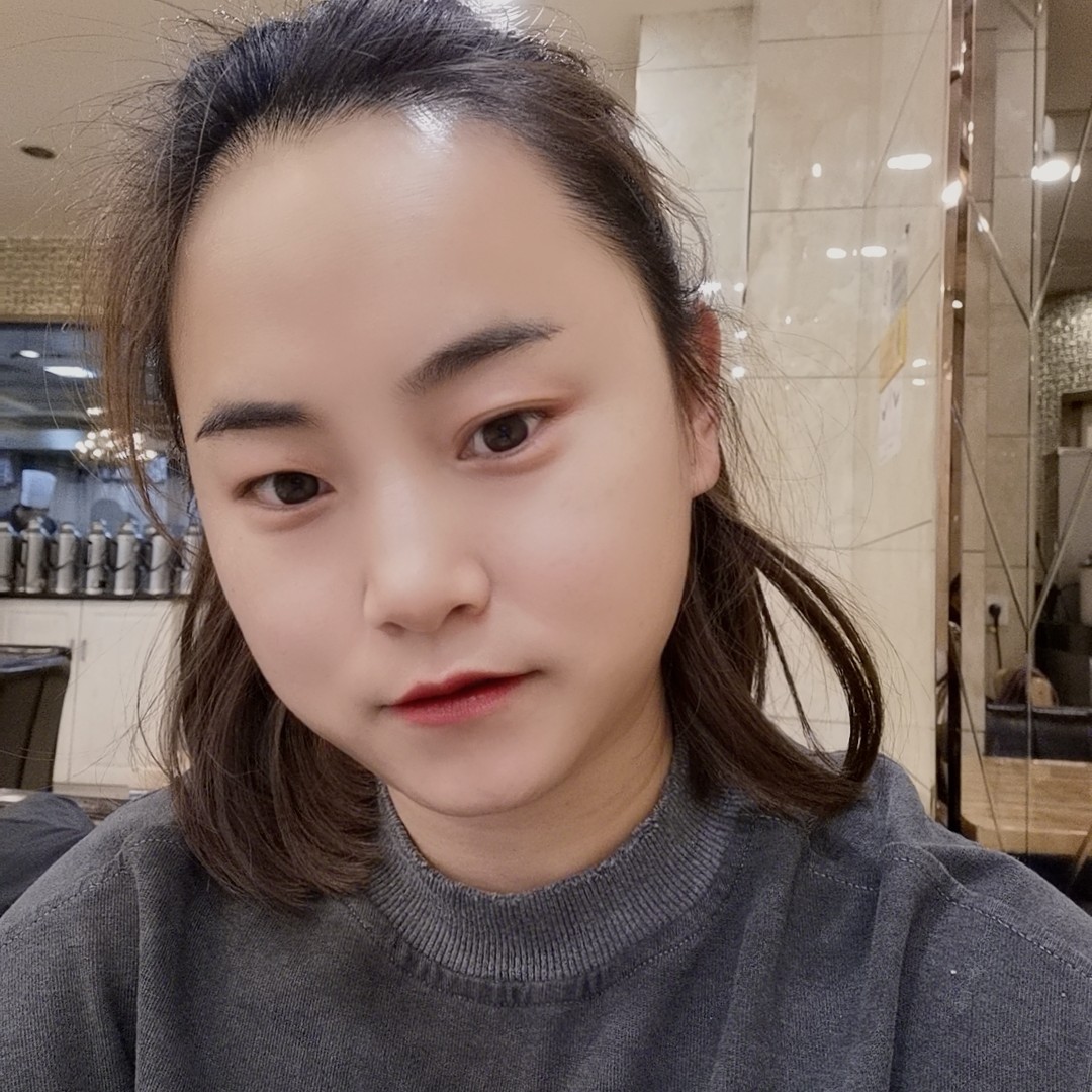 缥缈蹙眉万宝路的照片