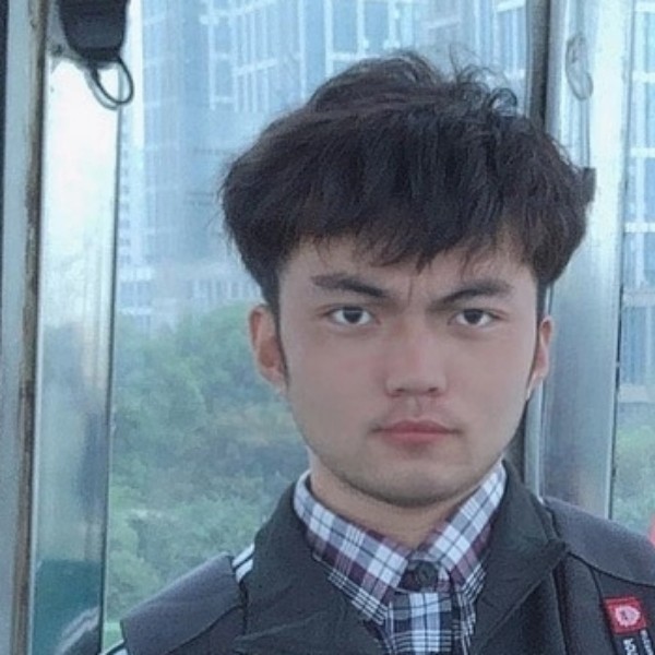 呆萌愿铃铛的照片