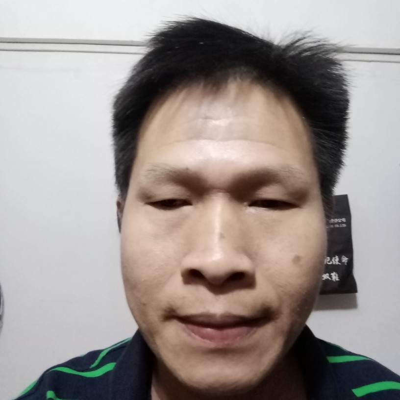 积极邂逅哑铃的照片