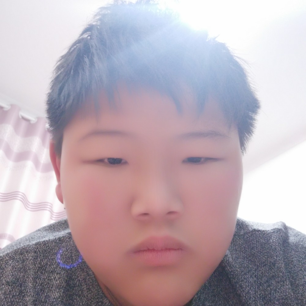 尤里冰上的照片