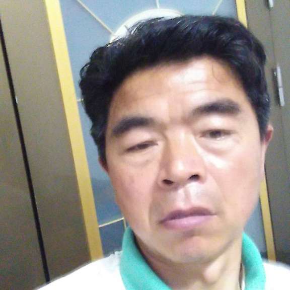 服饰内向的照片