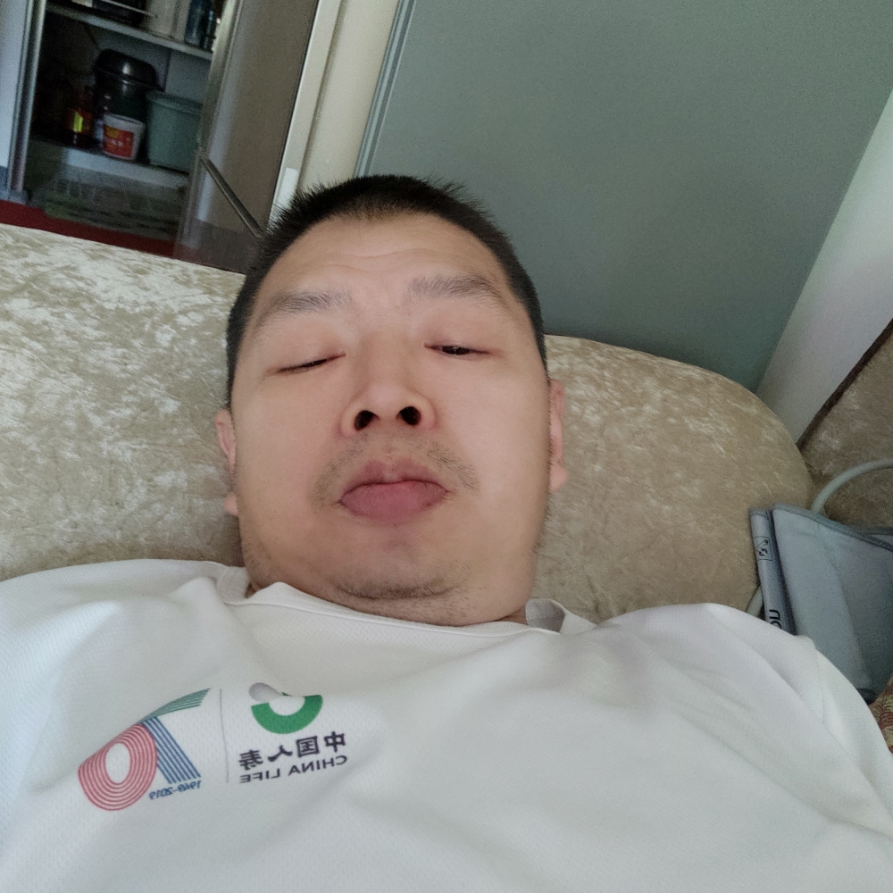 滑板拾忆细心的照片