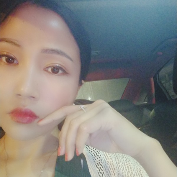 娜么坚强的照片
