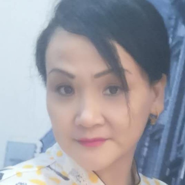 谦让倾心玉米的照片