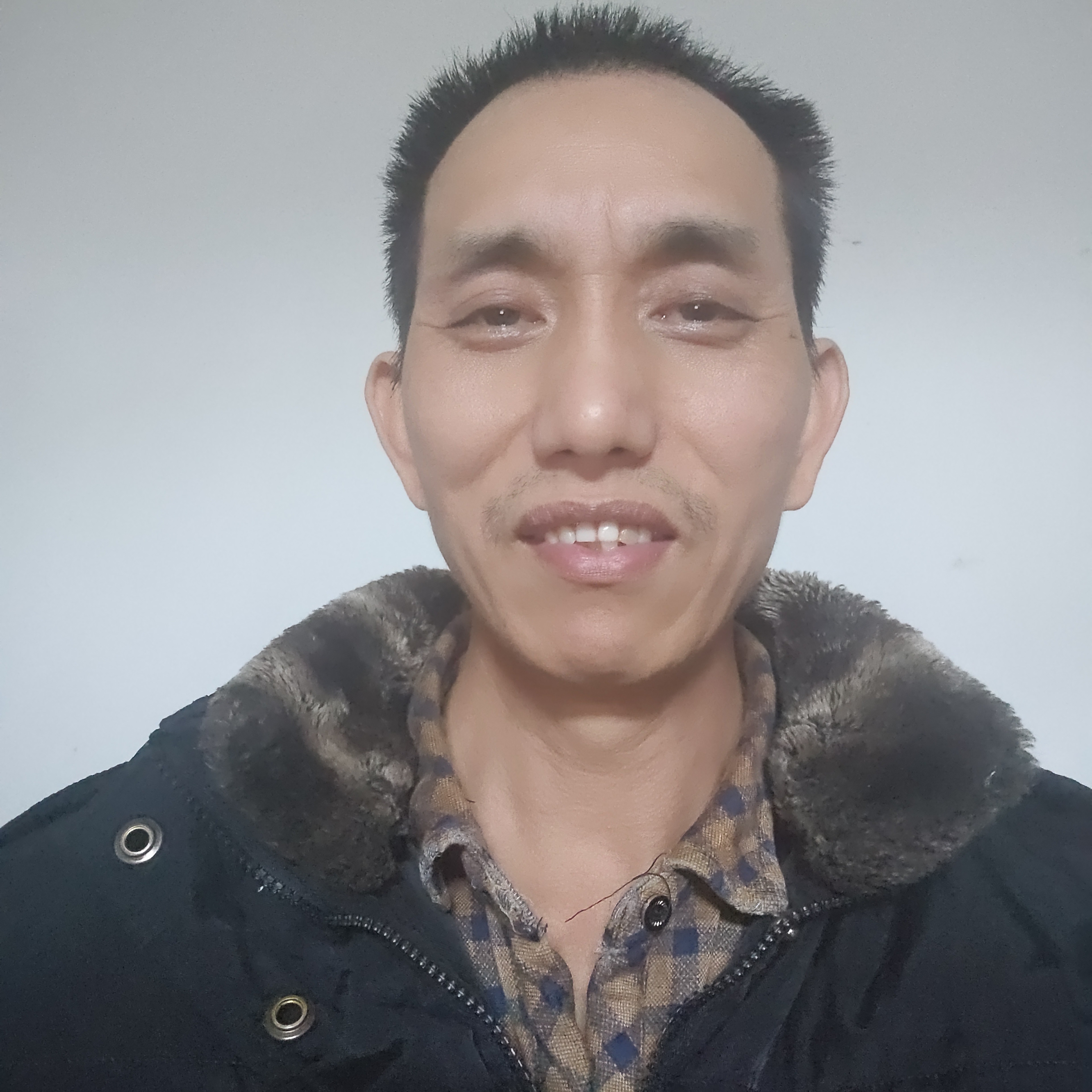 春华勤劳的照片