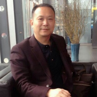 野狼放弃传统的照片