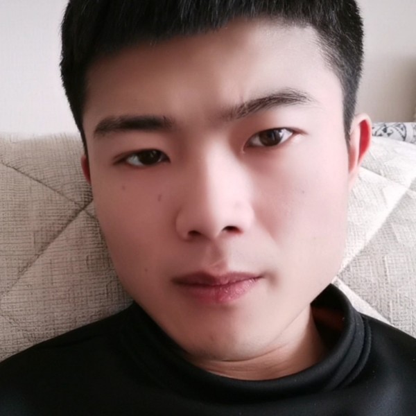 樱花不及你半分的照片