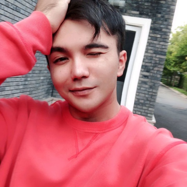 自己的英雄的照片