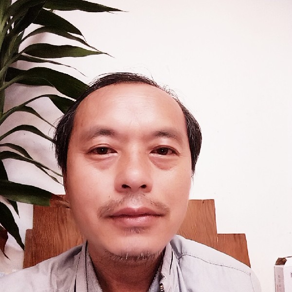 星月笑安详的照片