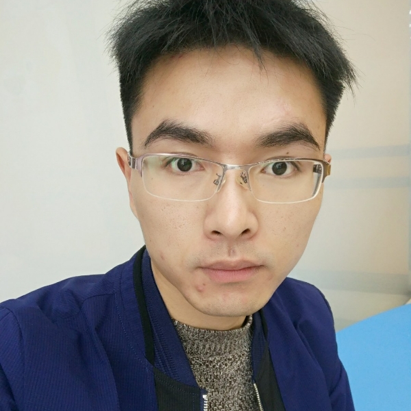 弓长若愚的照片