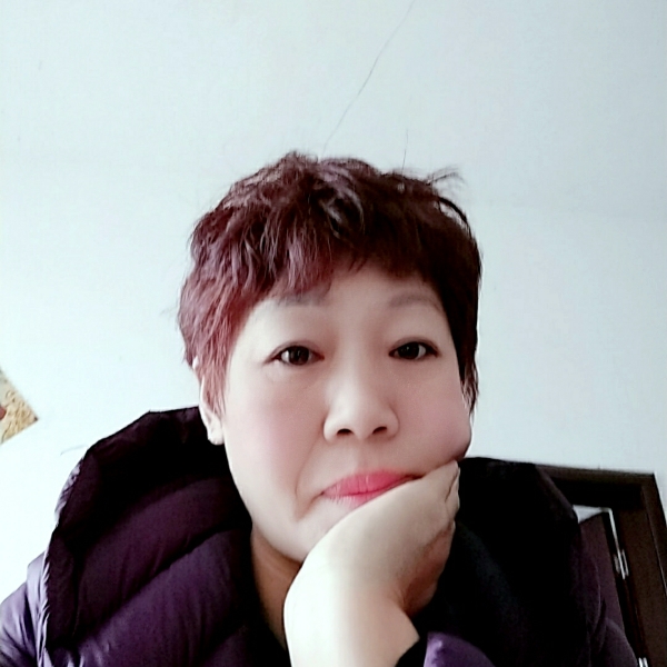 秋颜诚心的照片