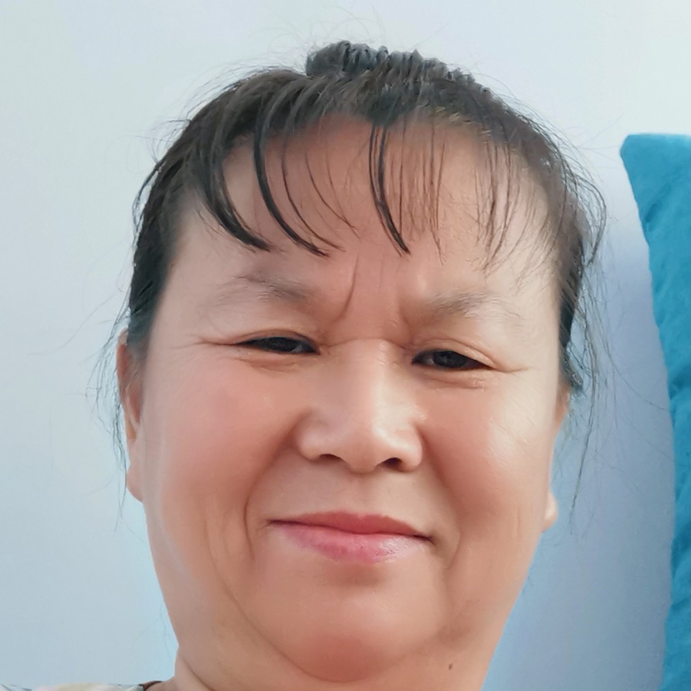 爱笑还泪雨的照片