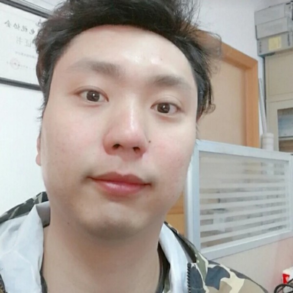 吃葡萄吐西瓜皮的照片