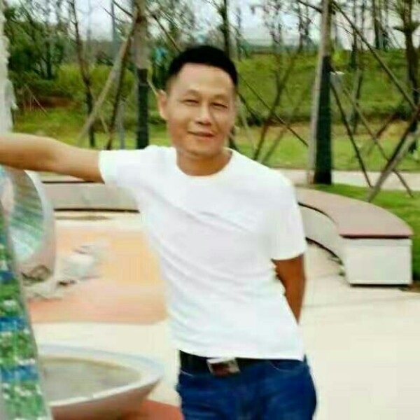 朋友和传统的照片