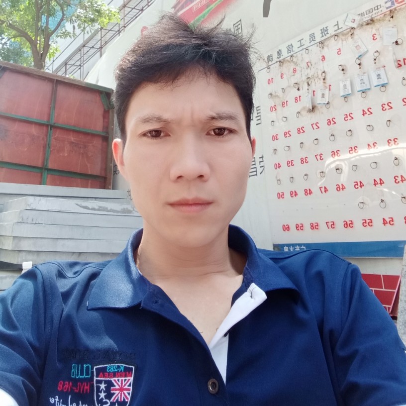 苗条晨阳的照片