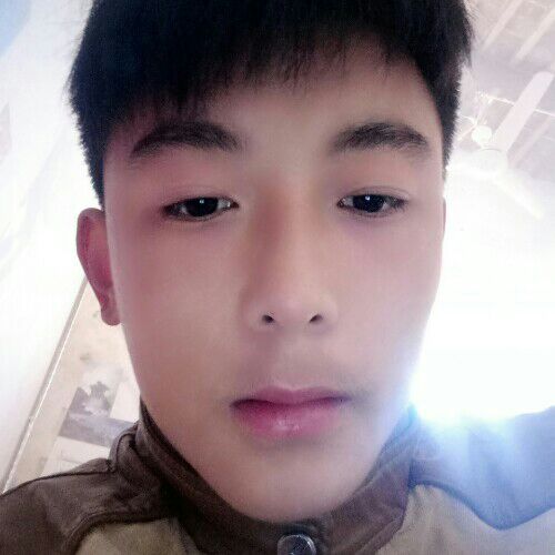 爱。。的照片