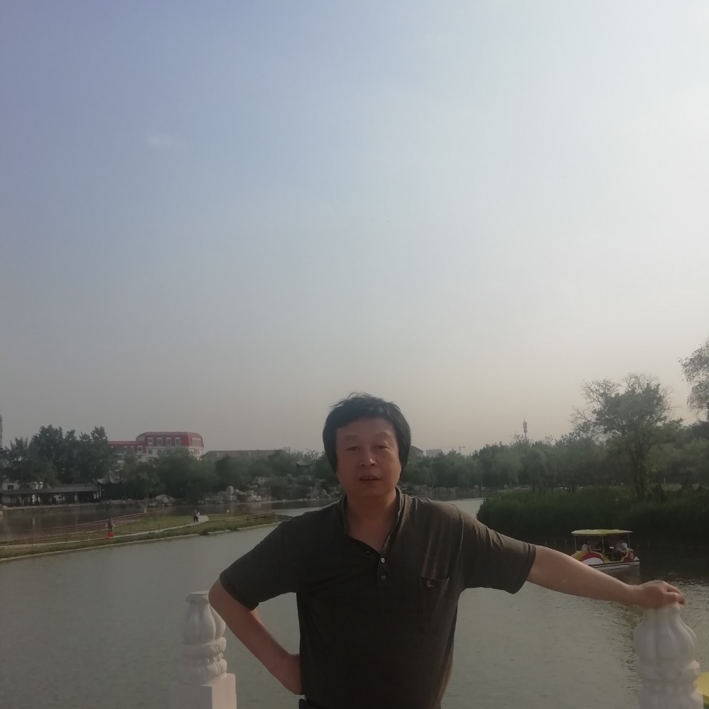 溪流泪了美好的照片
