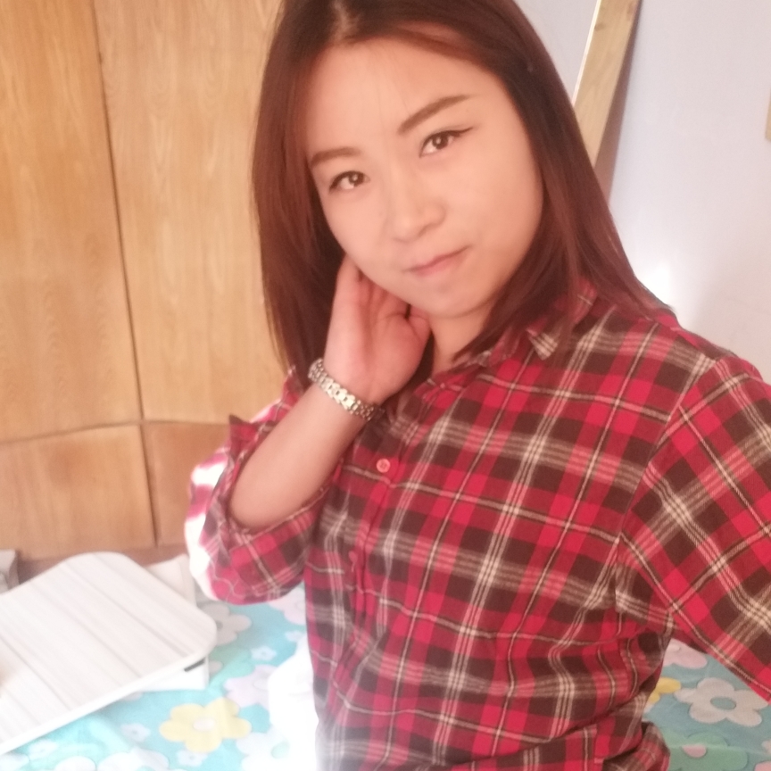 ly子衿的照片