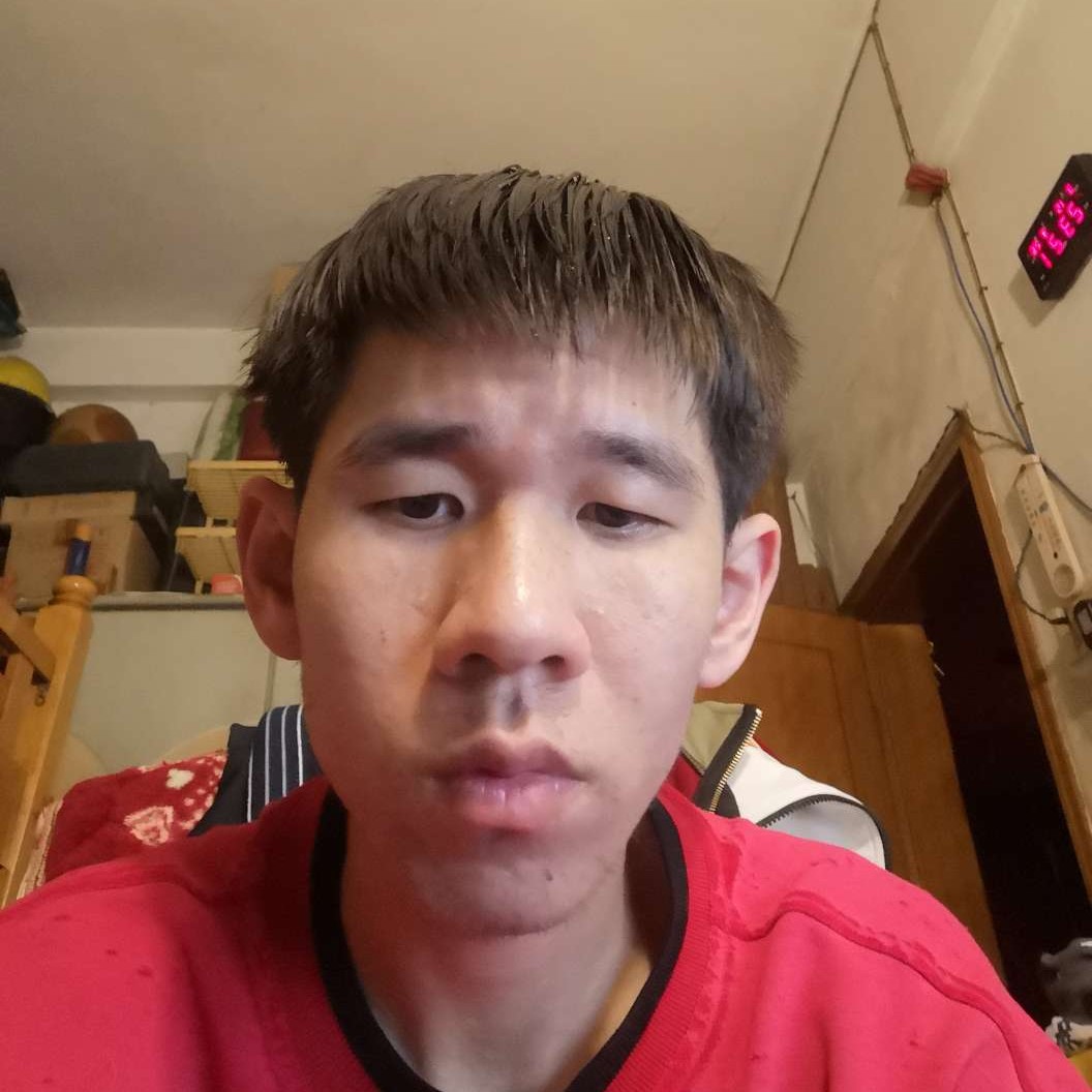 凶狠扯钻石的照片