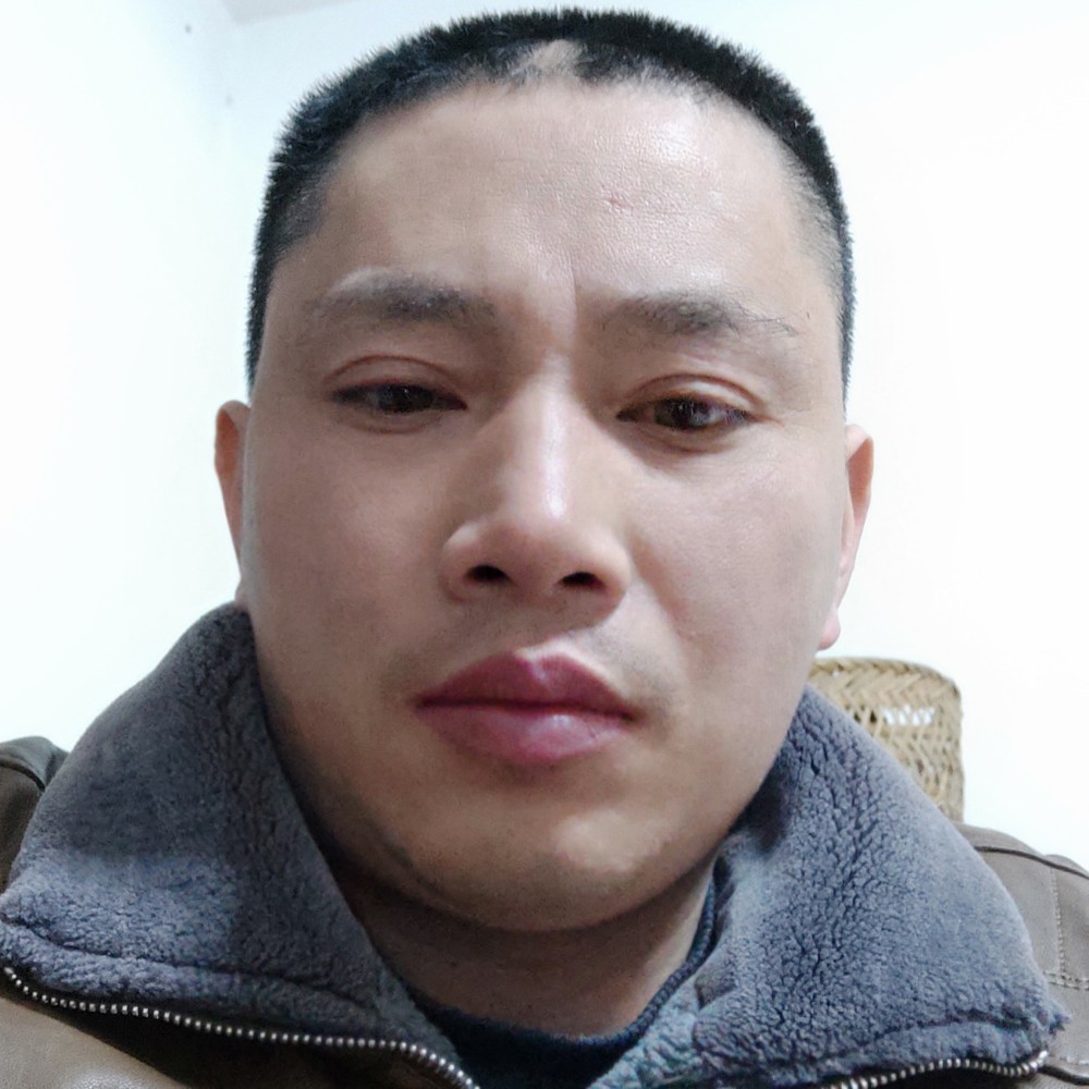 孤独的厶的照片