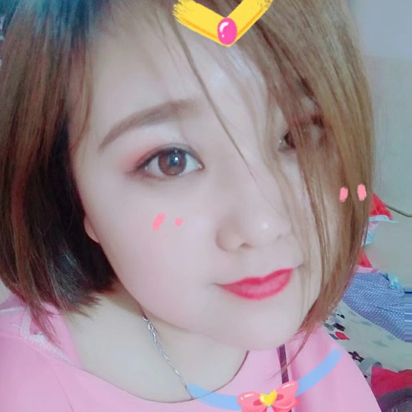 樱桃回眸忧心的照片