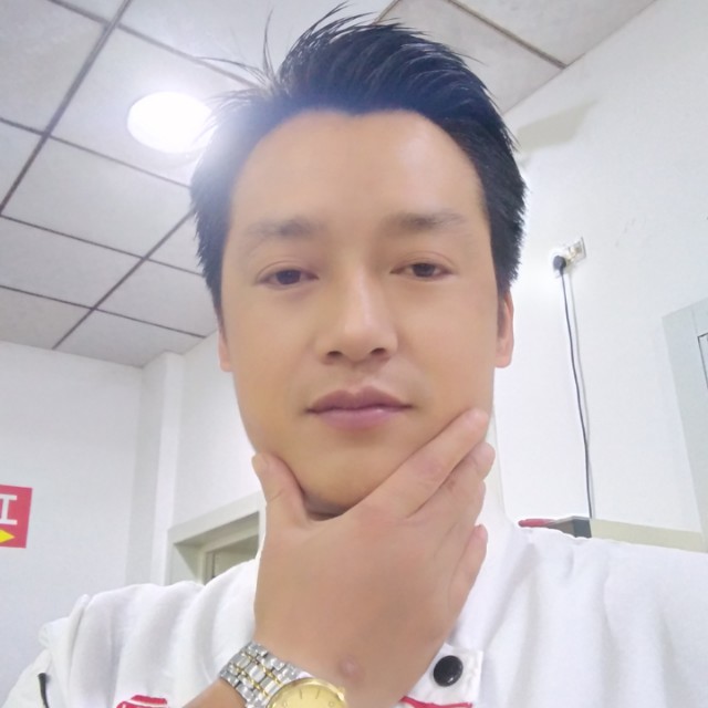 孤单陪浪迹的照片