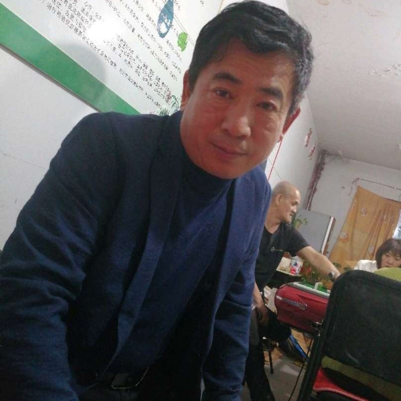 多情放弃机器猫的照片