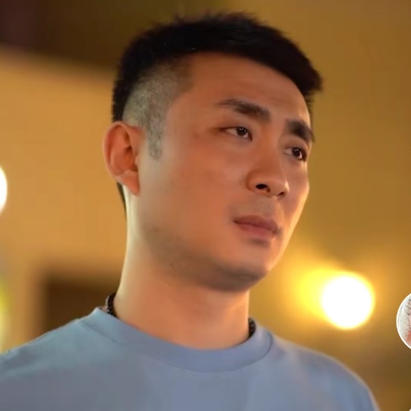 深巷养猫人的照片