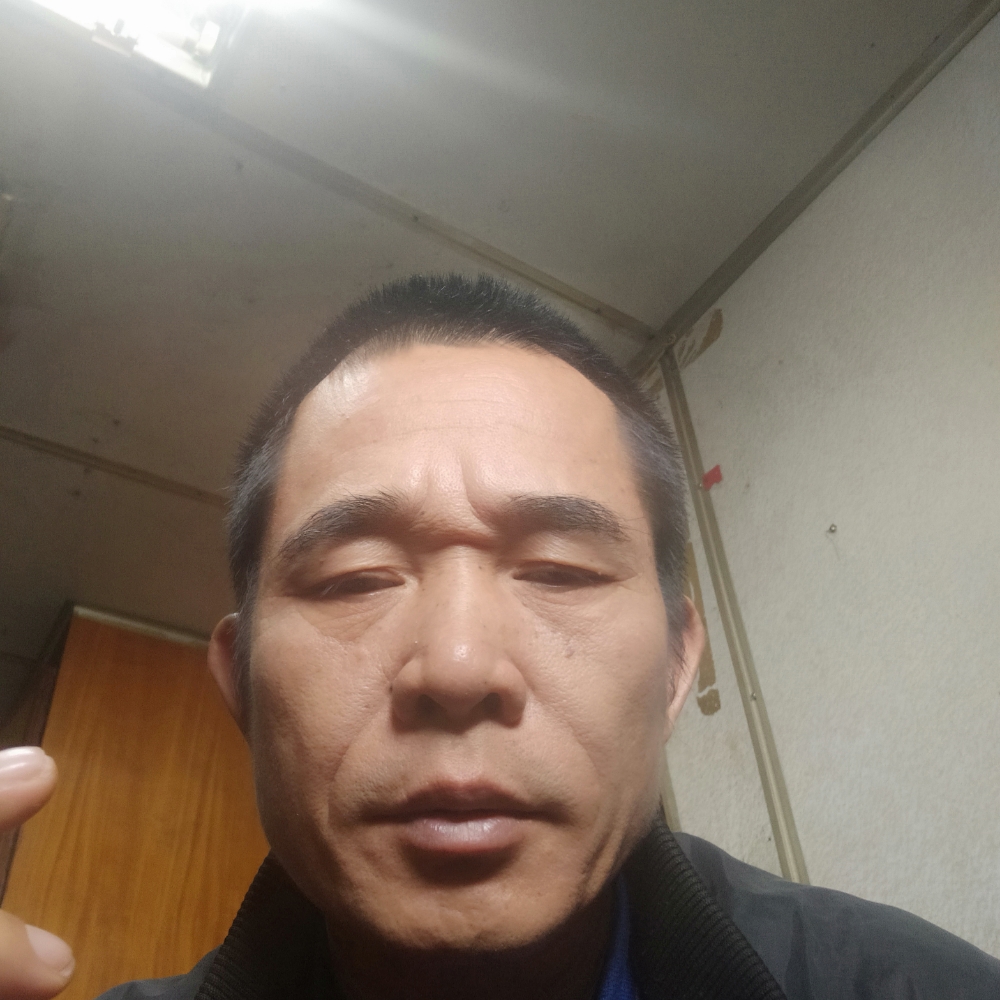 冷月回首昏睡的照片