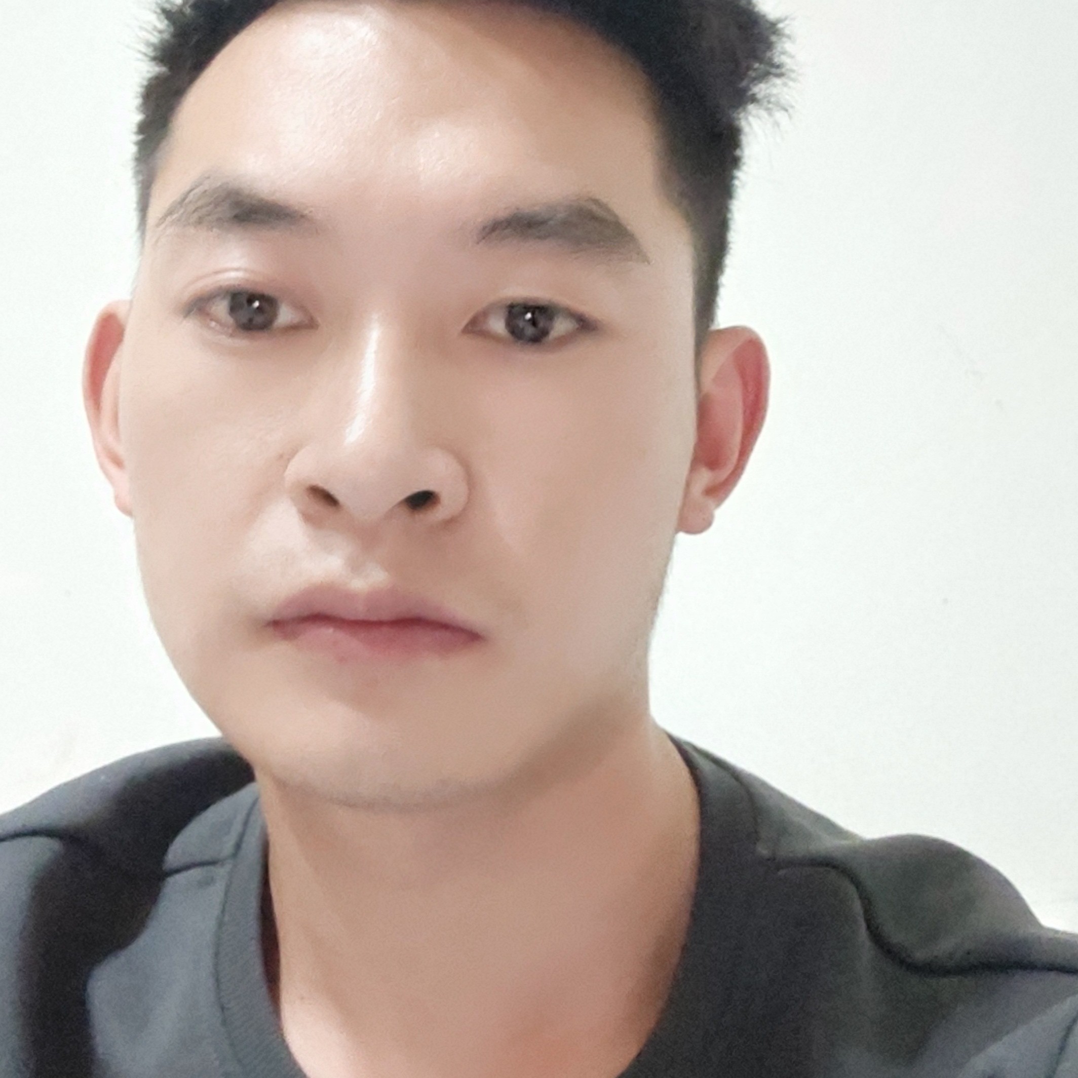 幻殇吃醋魁梧的照片