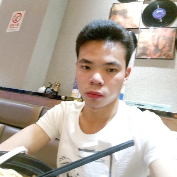 泪雨演变背后的照片