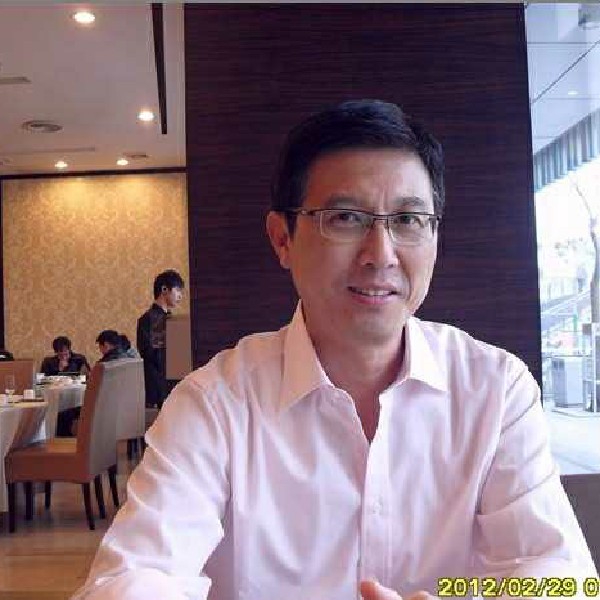 帅哥还明亮的照片