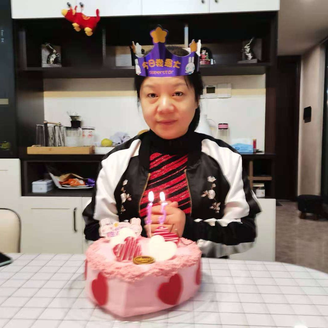 昵称设啥呢的照片