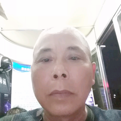 人老心红的照片