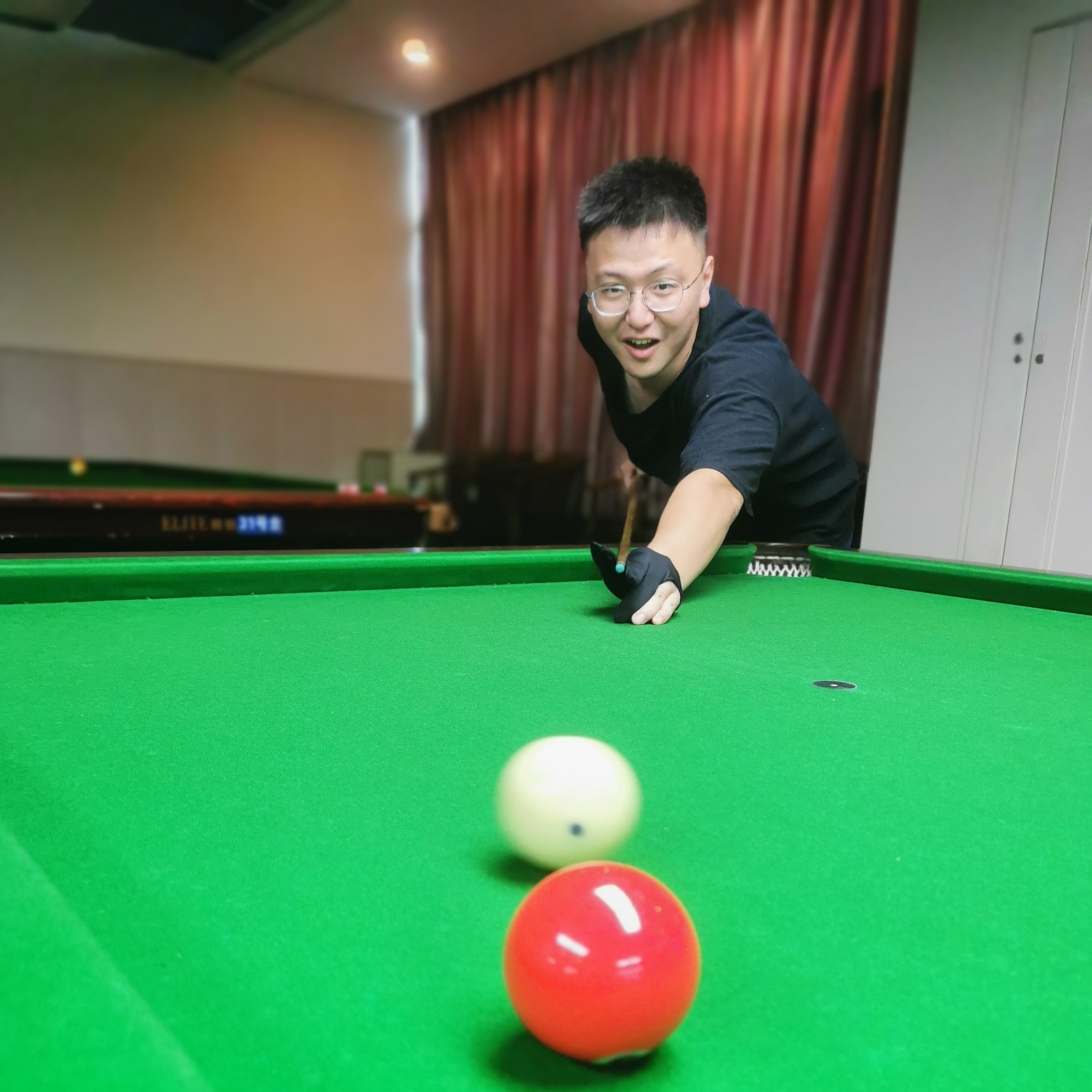 同淋雪共白头的照片