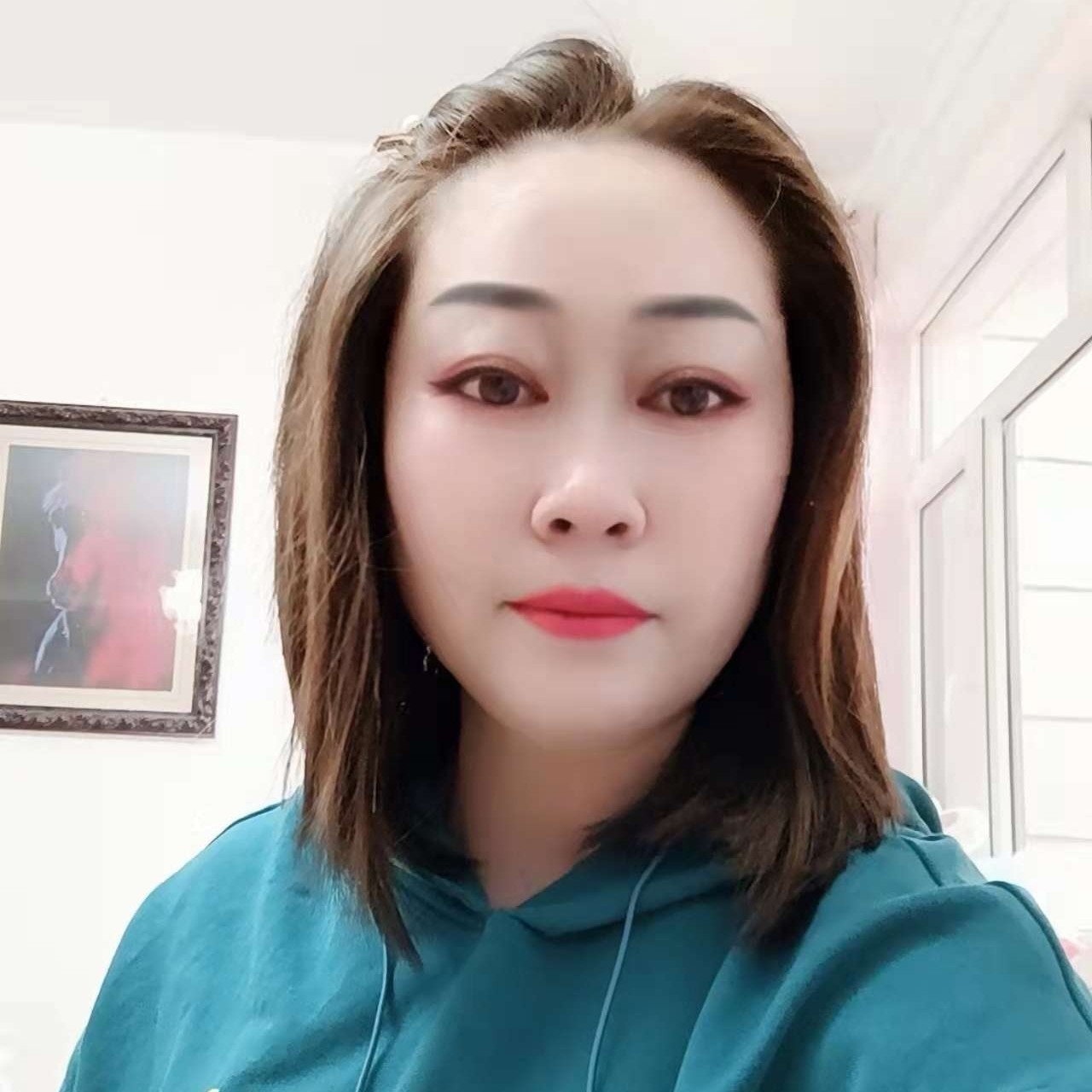 高贵用陌颜的照片