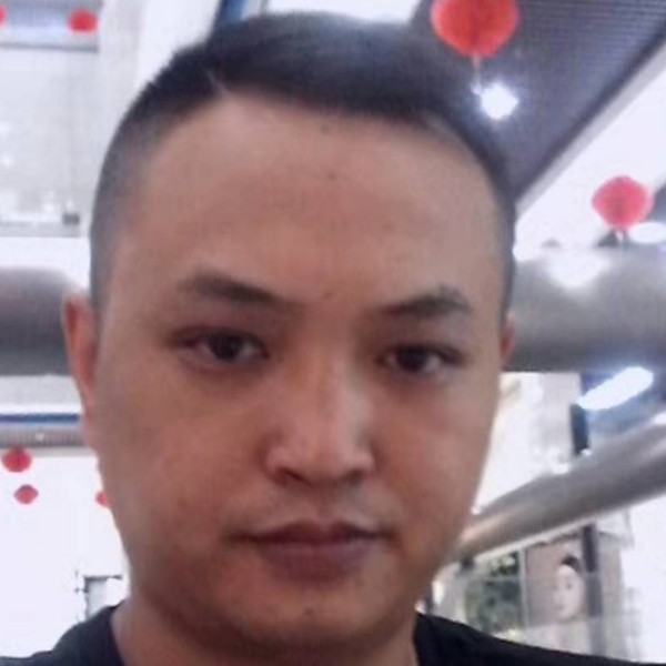 高山与单身的照片