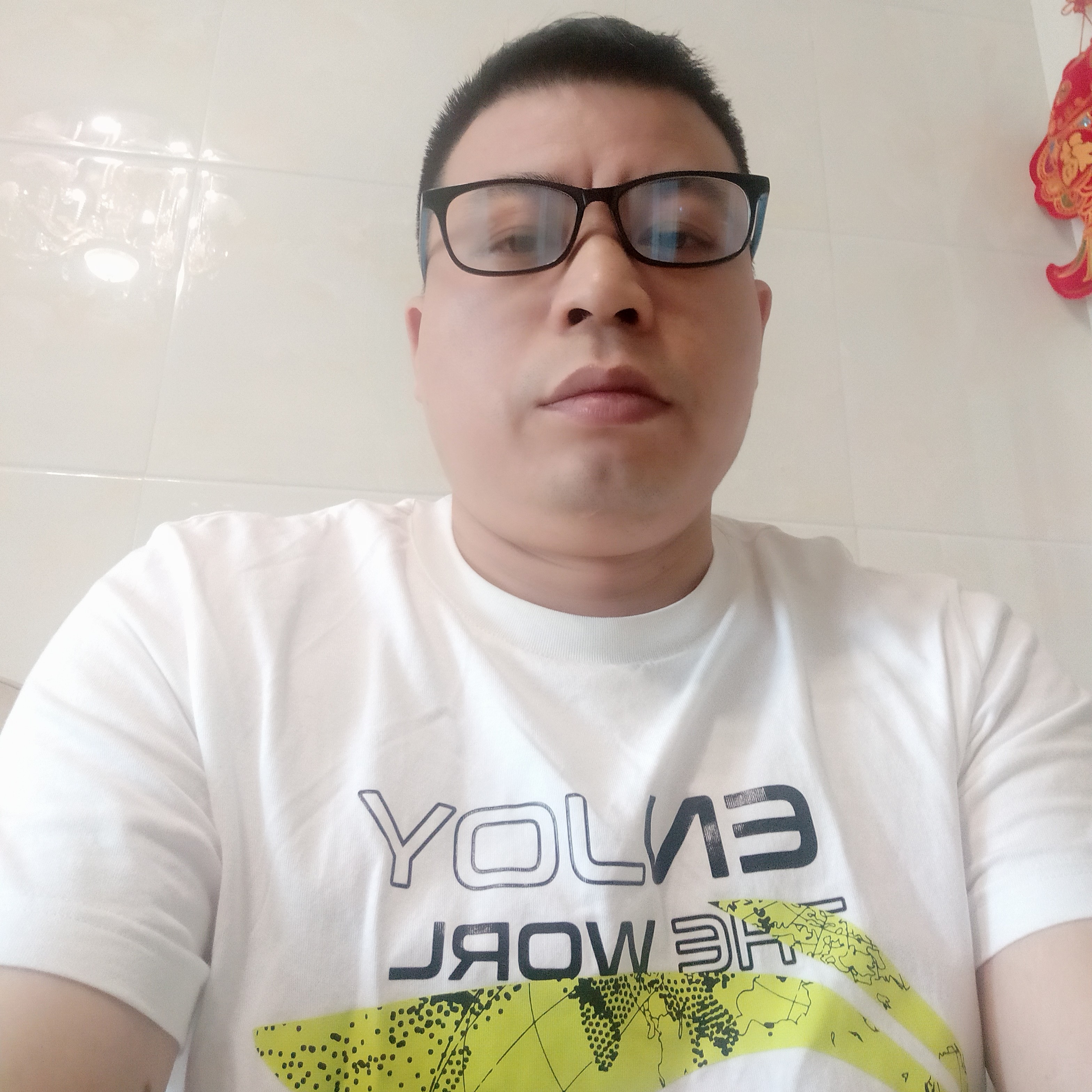 潇洒放弃钢铁侠的照片